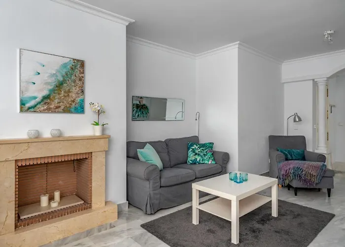 شقة Senorio De Aloha By Interhome
